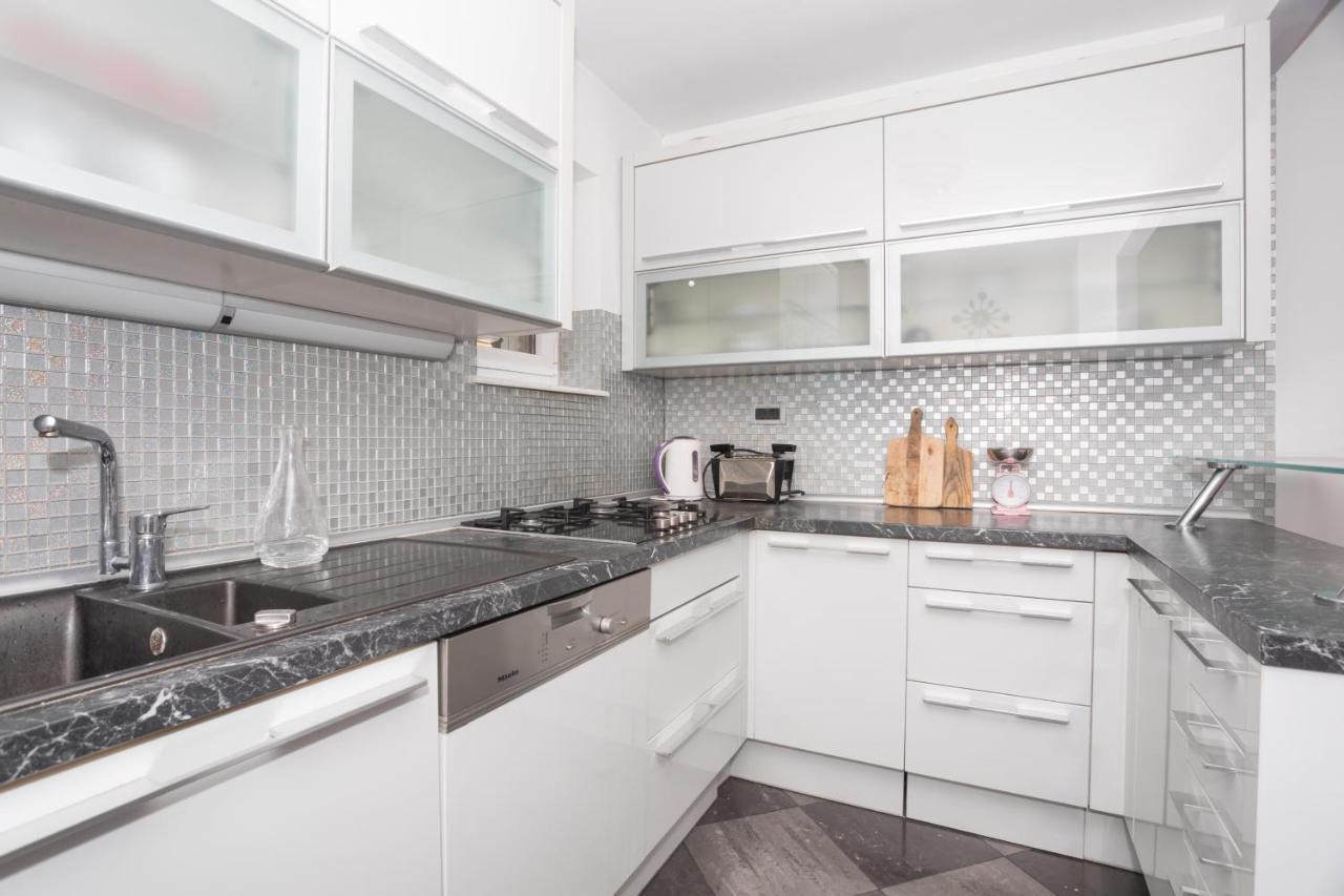 Villa City Center Šibenik Exteriör bild